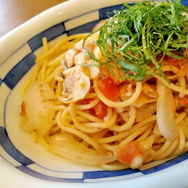 オイルサーディンと玉葱のパスタ